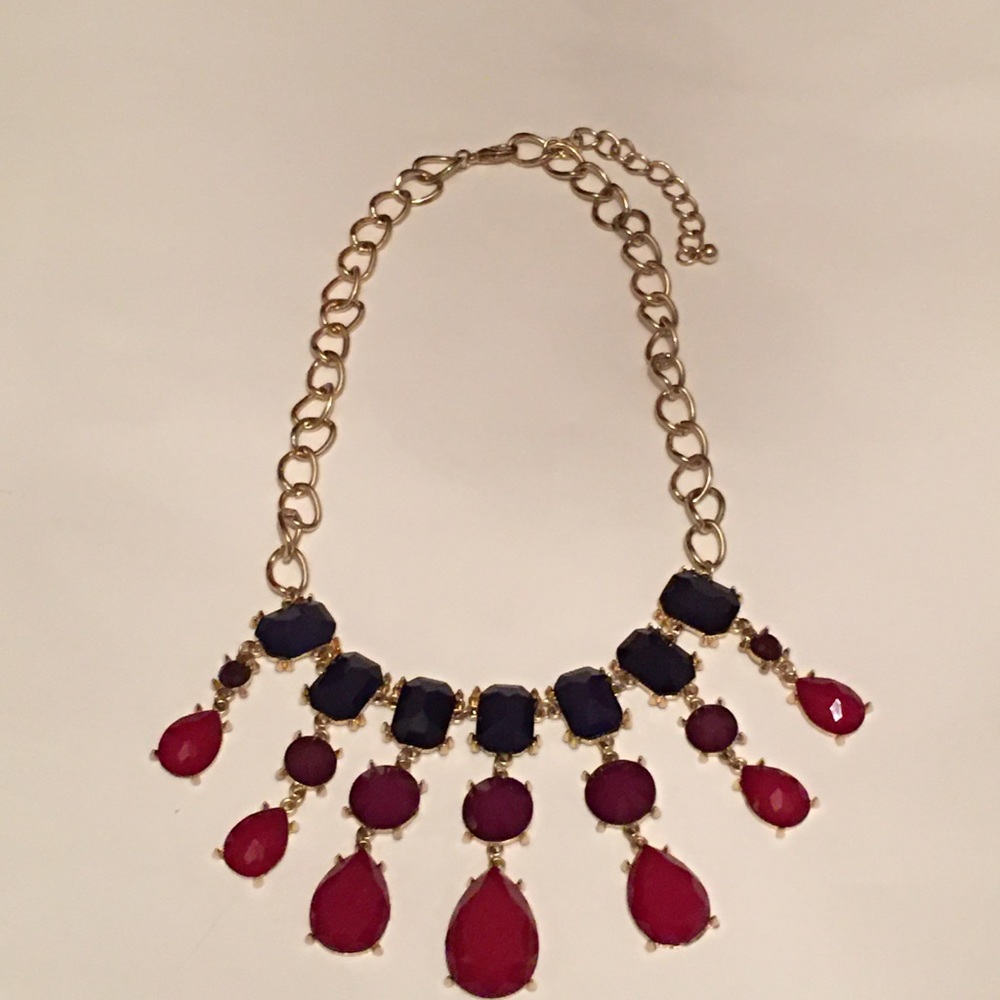 Beautiful Chandelier Drop Necklace.